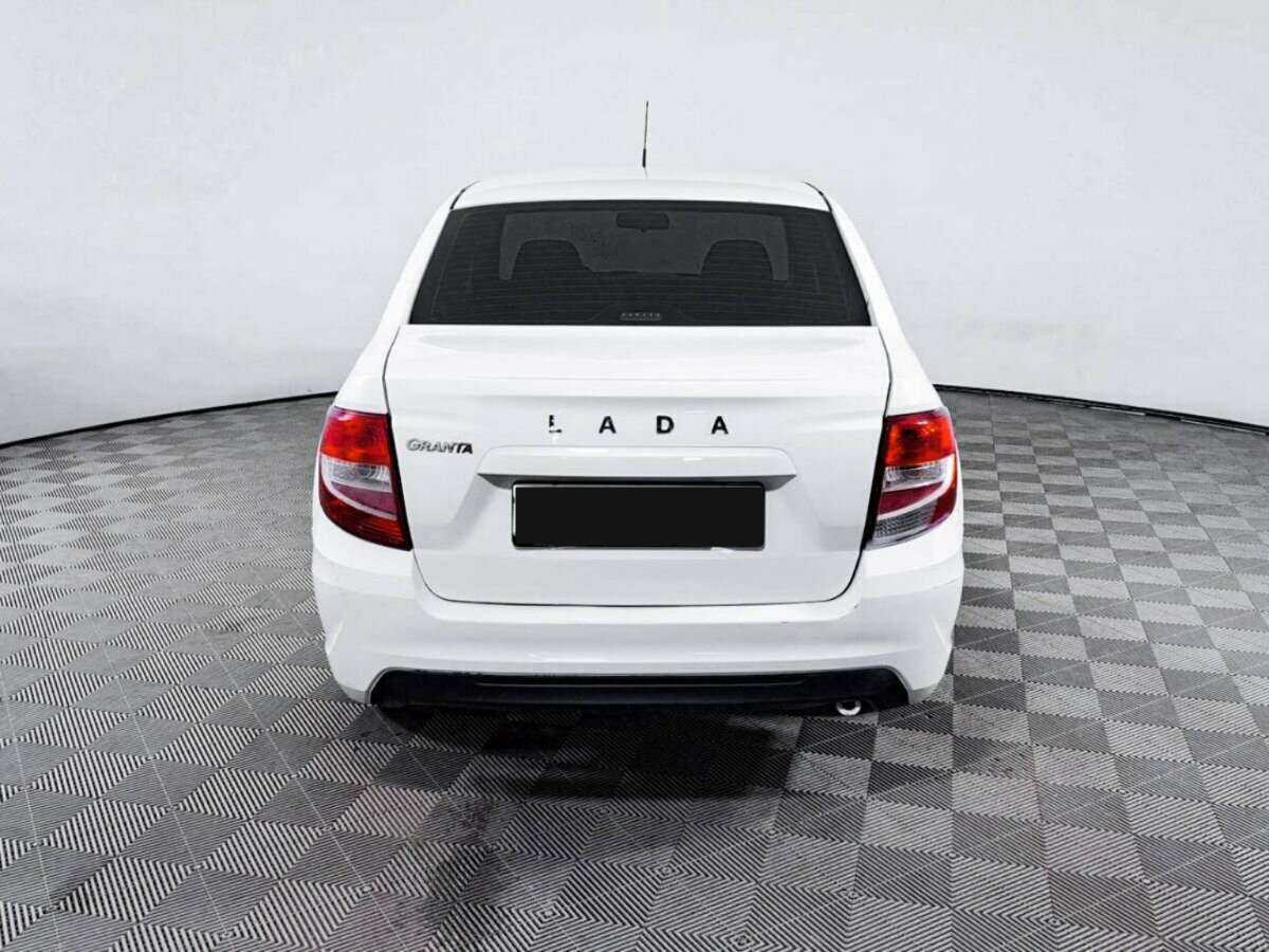 Б/У Лада (ВАЗ) Гранта 2018 года. Фото: #5
