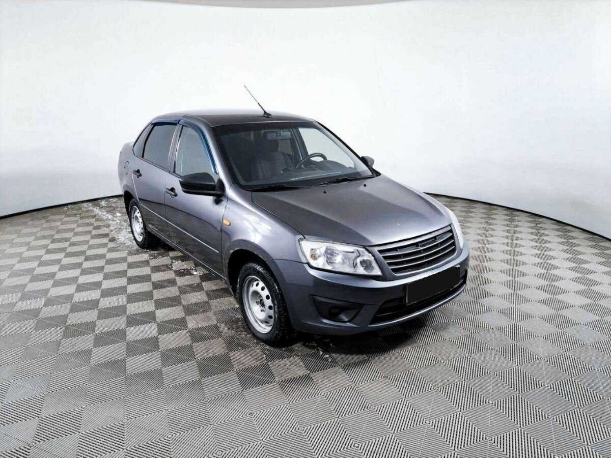 Б/У Лада (ВАЗ) Гранта 2017 года. Фото: #2