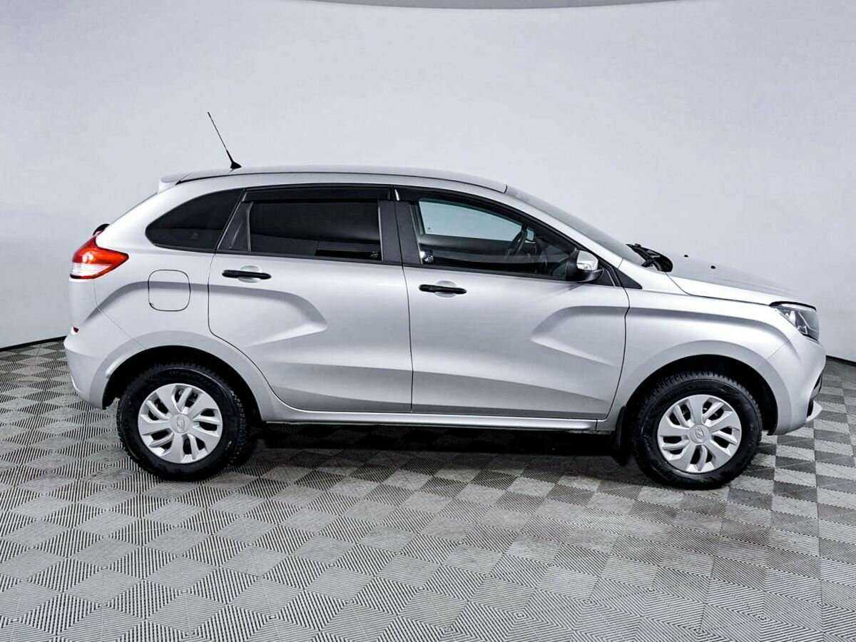 Б/У Лада (ВАЗ) ИКСРЭЙ 2018 года. Фото: #3