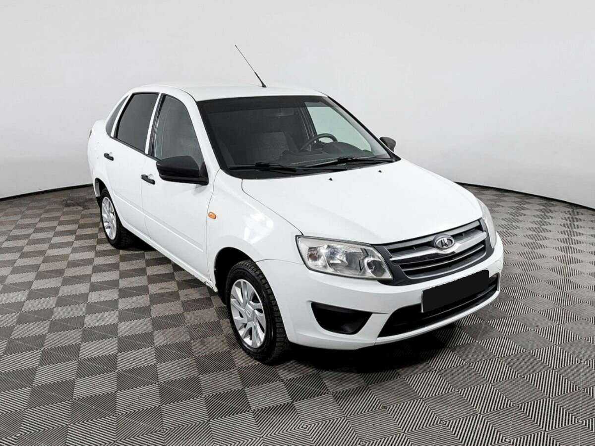 Б/У Лада (ВАЗ) Гранта 2016 года. Фото: #2