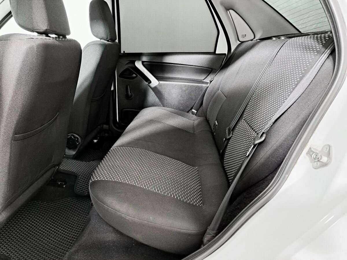 Б/У Лада (ВАЗ) Гранта 2016 года. Фото: #8