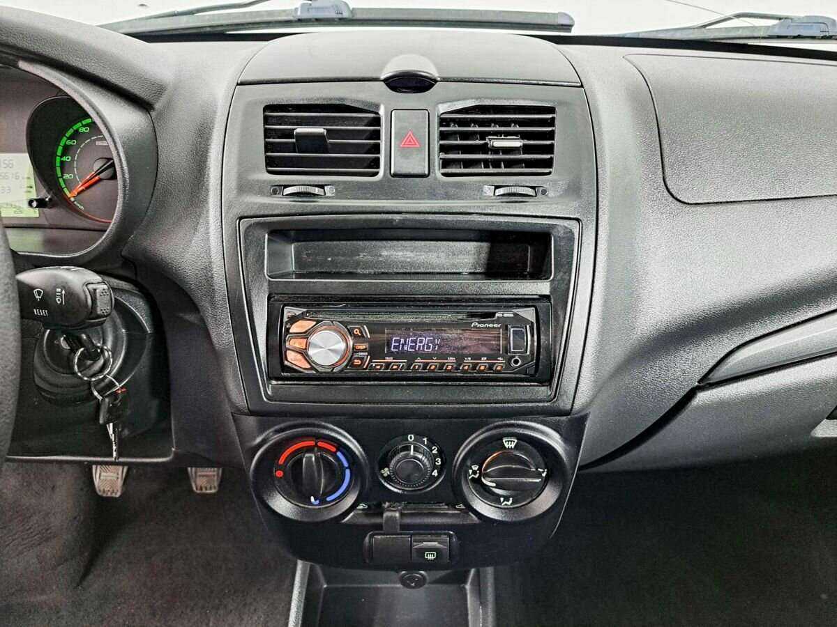 Б/У Лада (ВАЗ) Калина 2013 года. Фото: #12