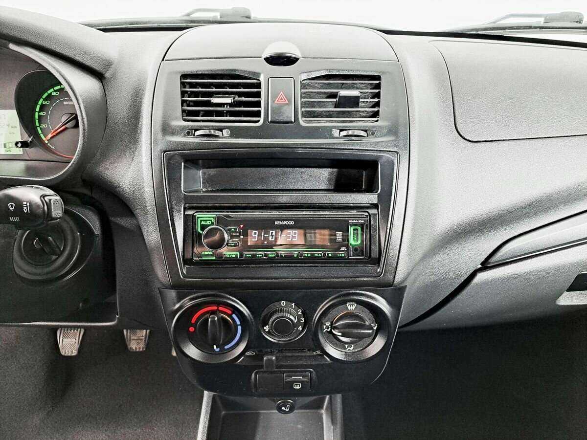 Б/У Лада (ВАЗ) Калина 2015 года. Фото: #12