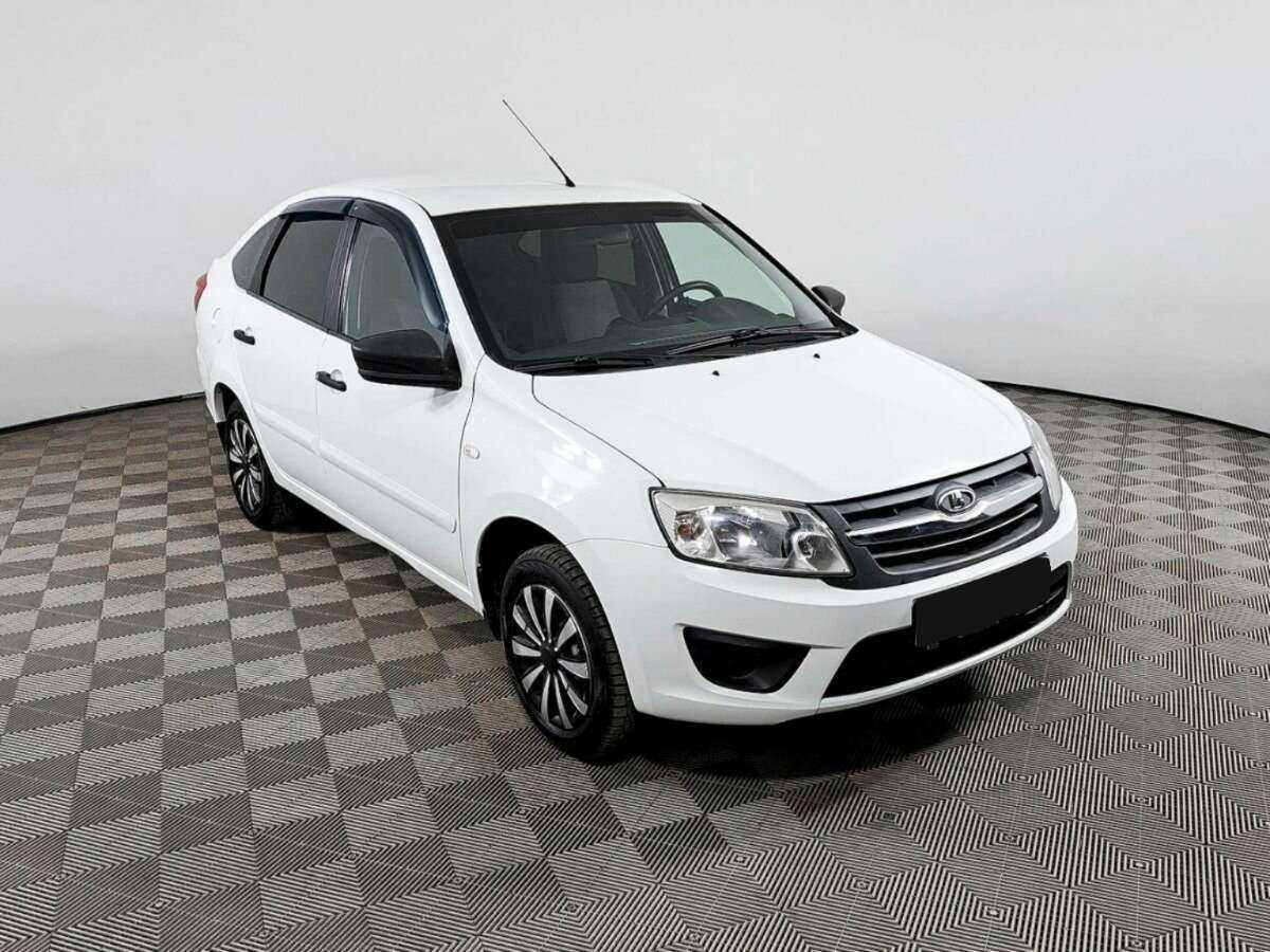 Б/У Лада (ВАЗ) Гранта 2018 года. Фото: #2