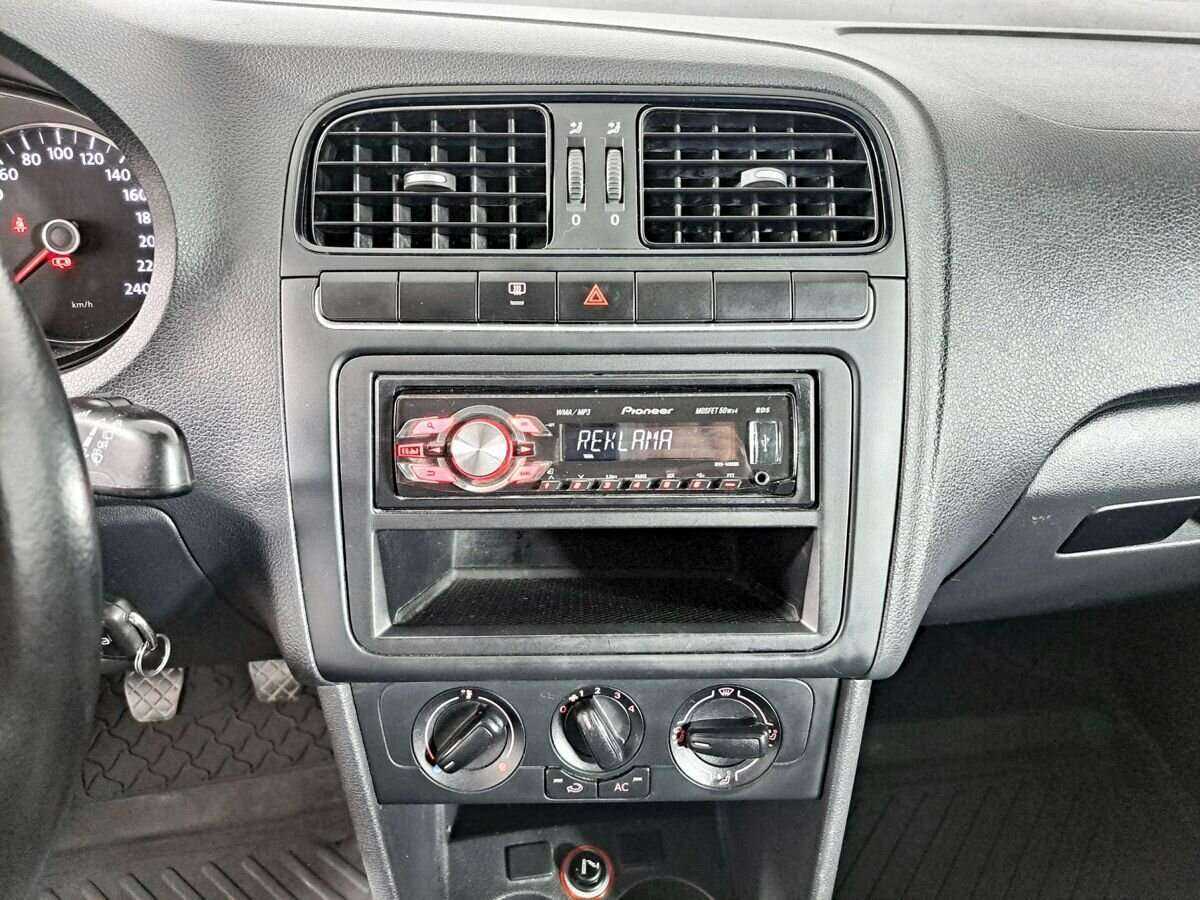 Б/У Фольксваген Поло 2012 года. Фото: #12