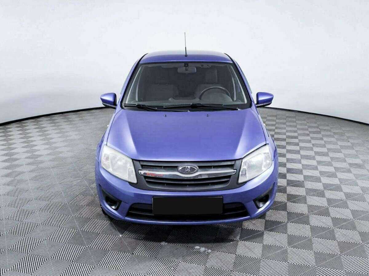 Б/У Лада (ВАЗ) Гранта 2016 года. Фото: #1