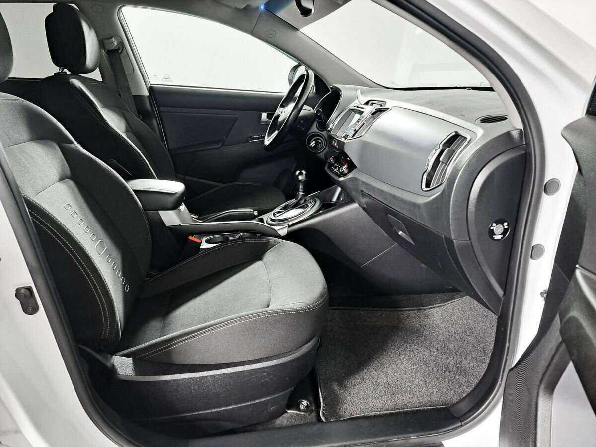 Б/У Киа Спортейдж 2015 года. Фото: #6