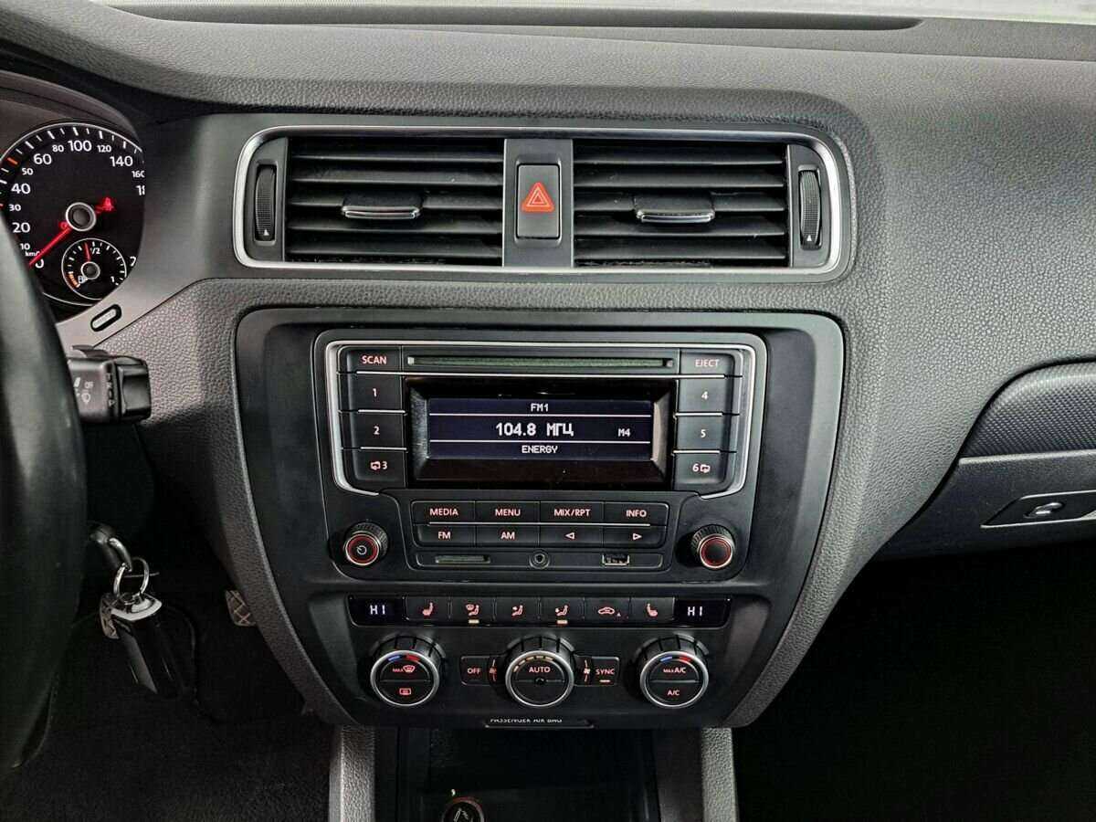 Б/У Фольксваген Джетта 2014 года. Фото: #12