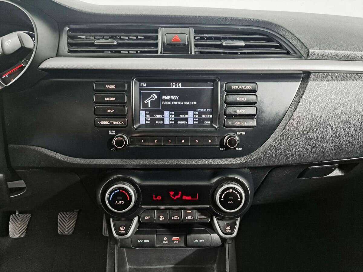 Б/У Киа Рио 2017 года. Фото: #12