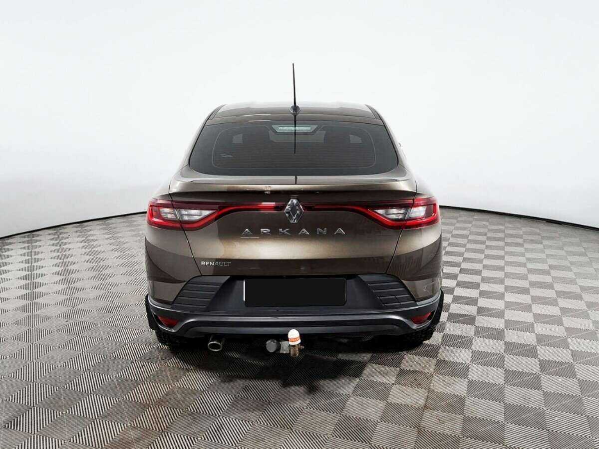 Б/У Рено Аркана 2019 года. Фото: #4