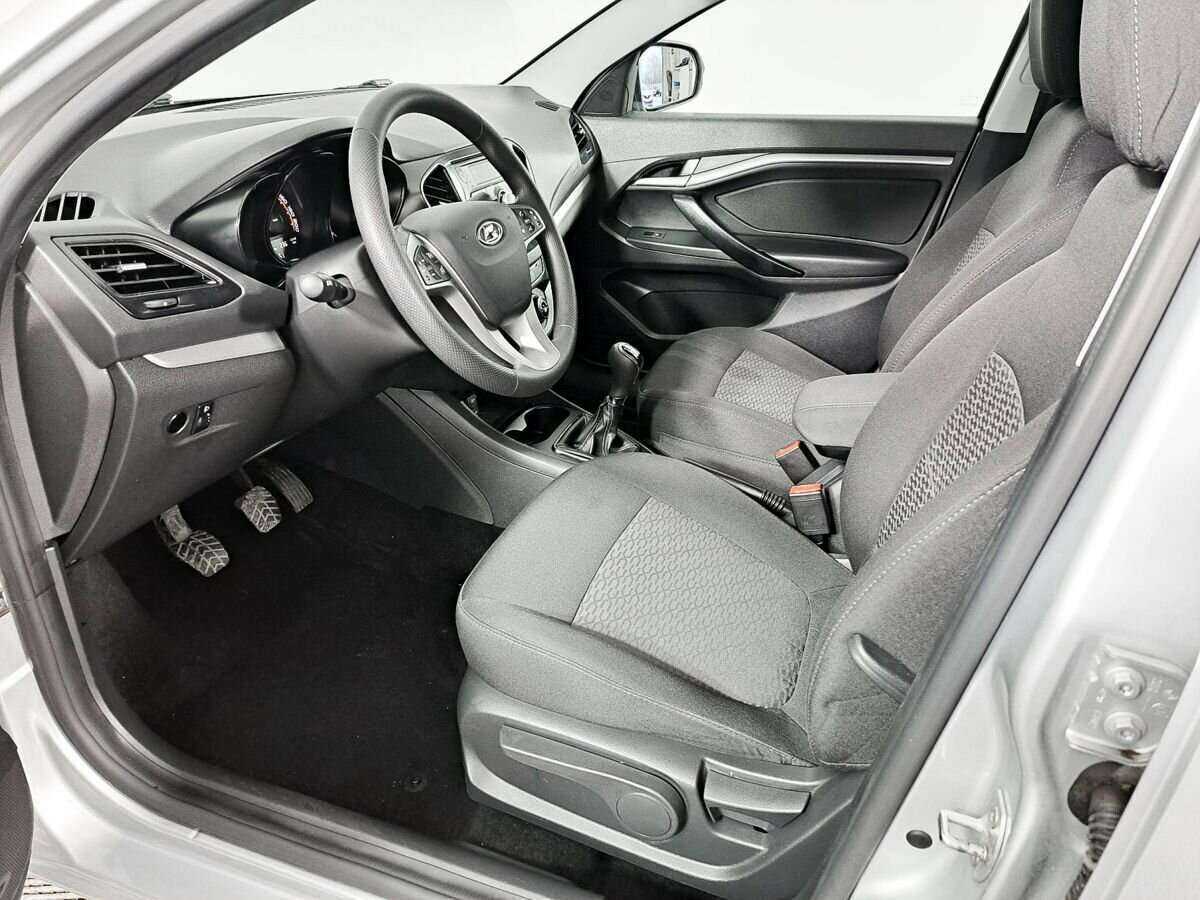 Б/У Лада (ВАЗ) Веста 2020 года. Фото: #11