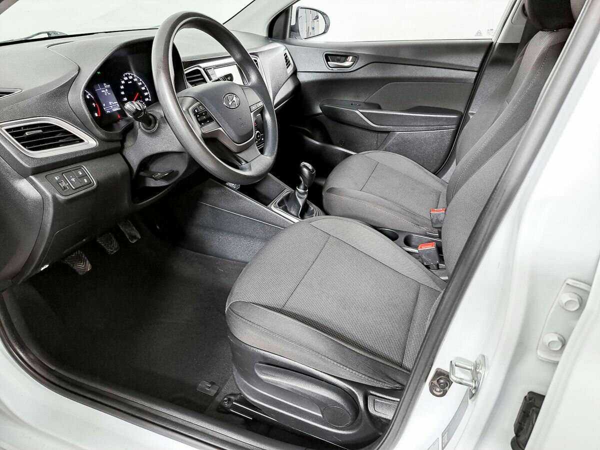 Б/У Хендай Солярис 2019 года. Фото: #12