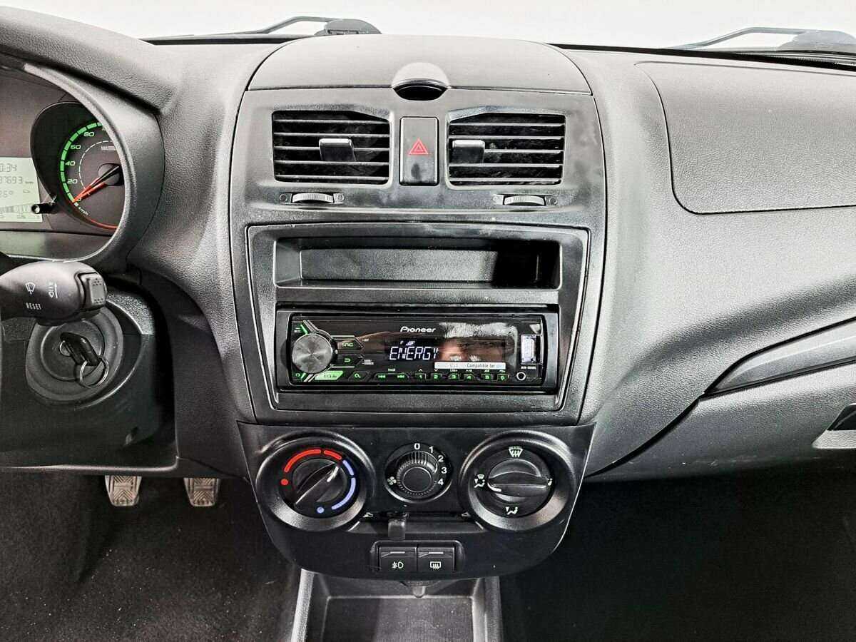 Б/У Лада (ВАЗ) Калина 2018 года. Фото: #12