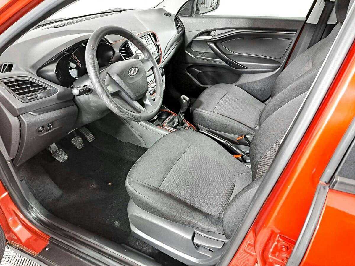 Б/У Лада (ВАЗ) Веста 2018 года. Фото: #13