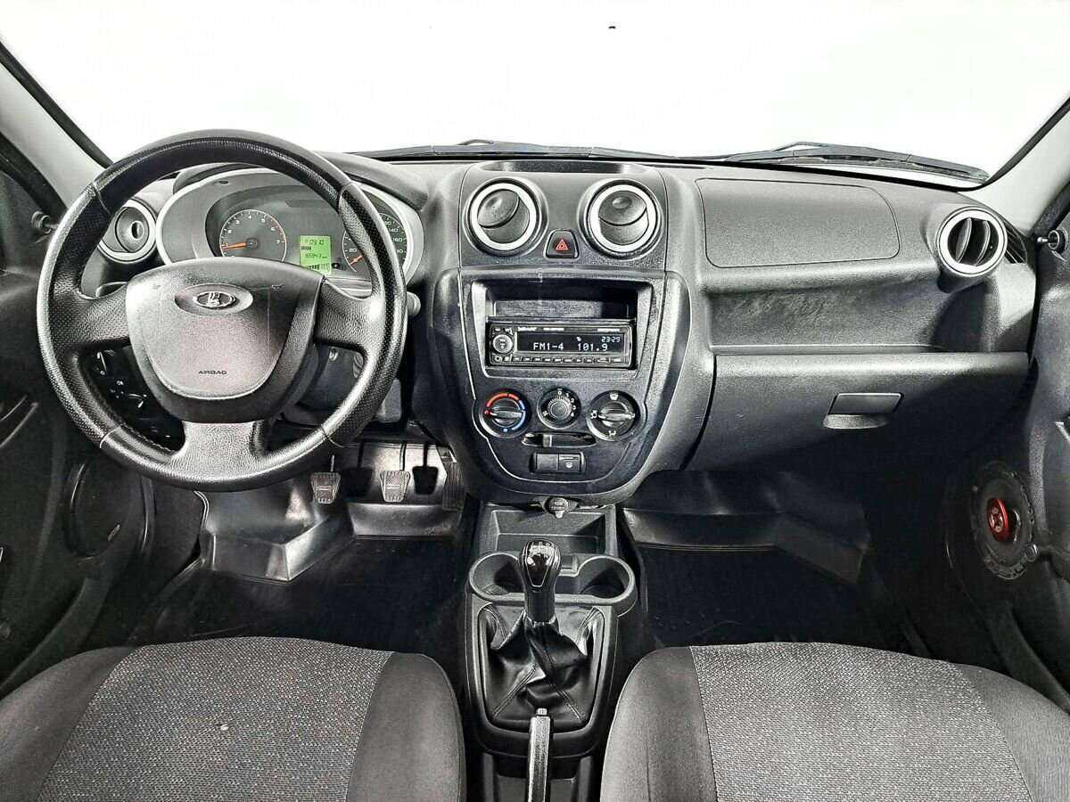 Б/У Лада (ВАЗ) Гранта 2017 года. Фото: #11