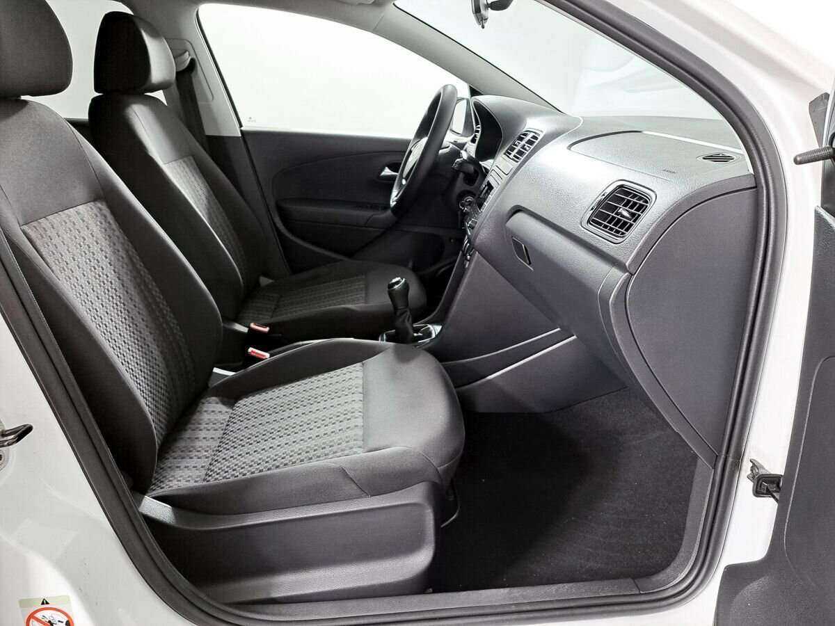 Б/У Фольксваген Поло 2019 года. Фото: #10