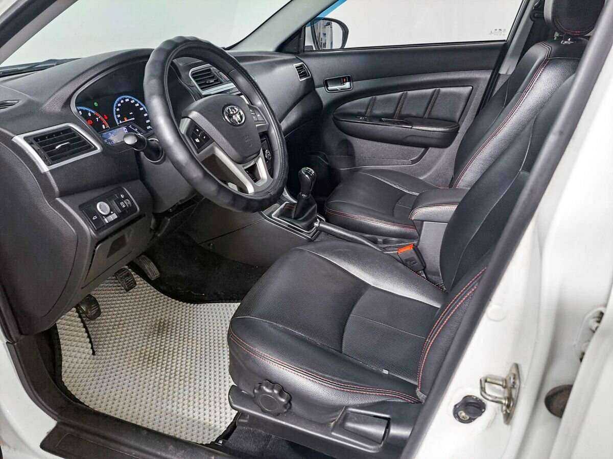 Б/У Лифан Солано 2016 года. Фото: #13