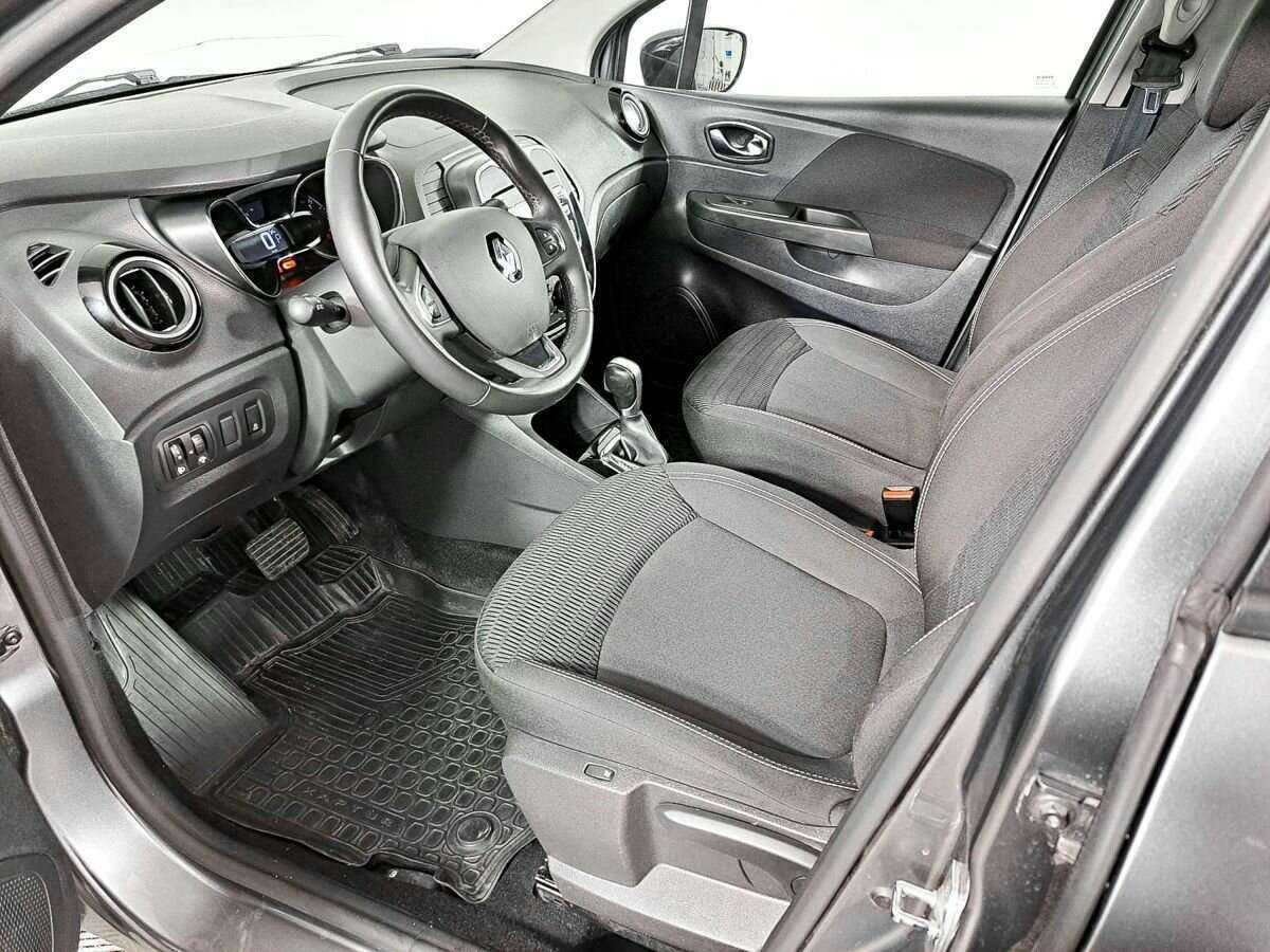 Б/У Рено Каптюр 2019 года. Фото: #13