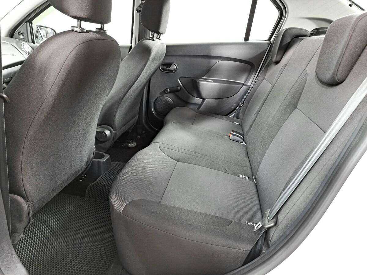 Б/У Рено Логан 2021 года. Фото: #9