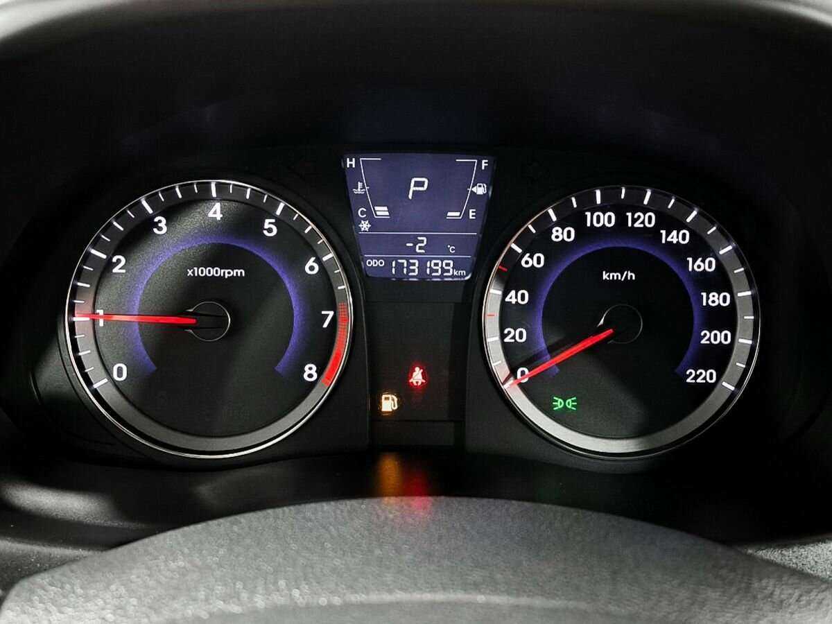 Б/У Хендай Солярис 2013 года. Фото: #10