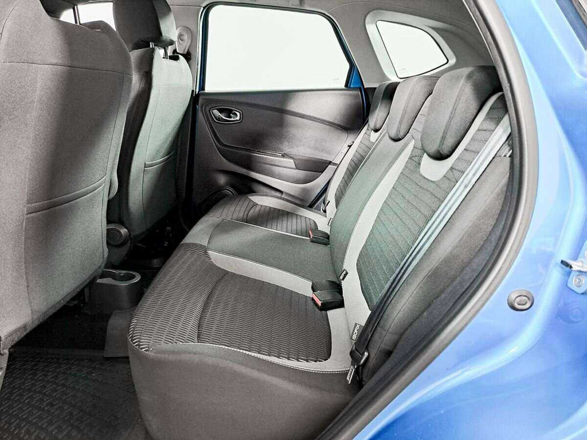 Б/У Рено Каптюр 2017 года. Фото: #8