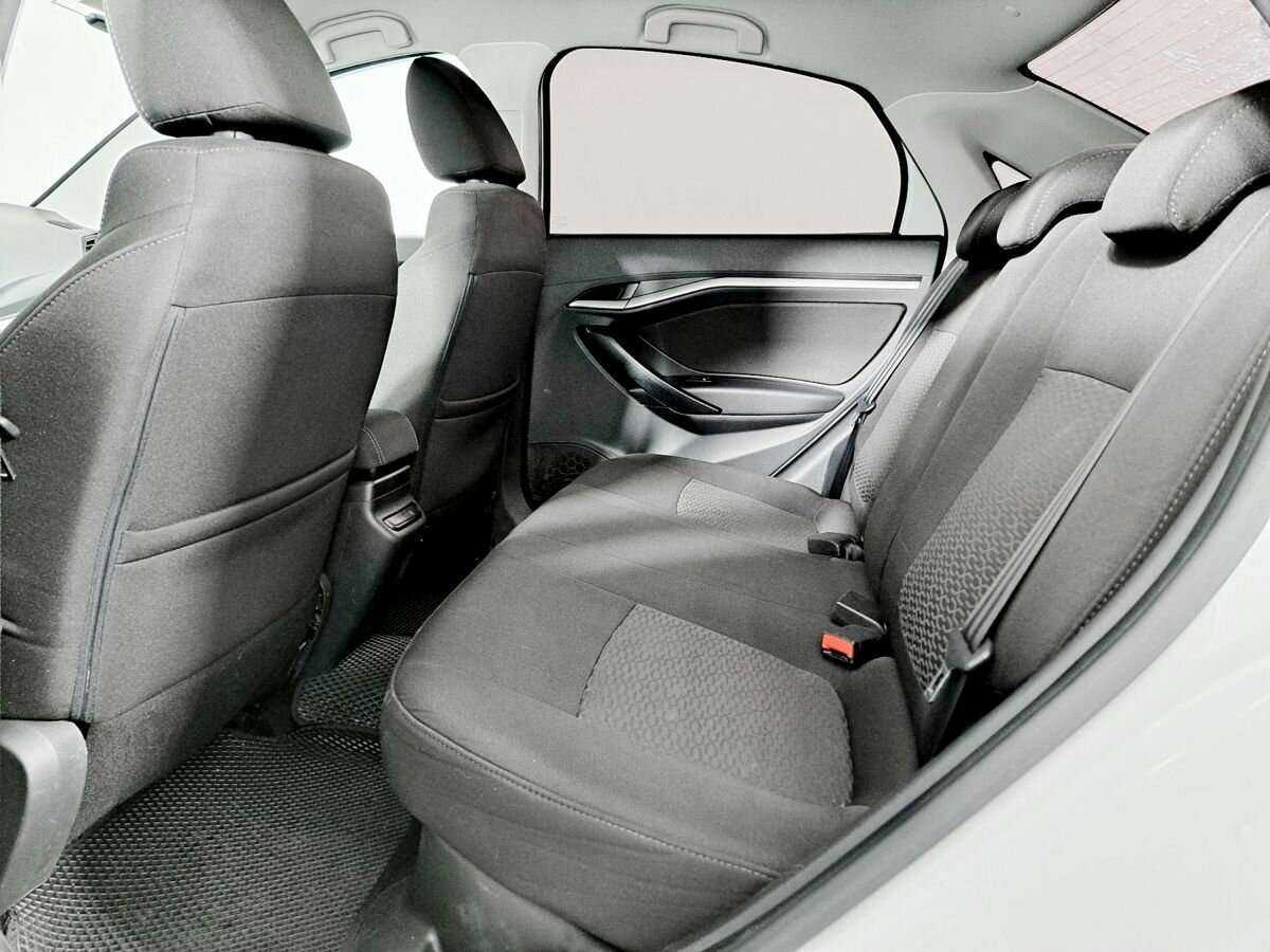 Б/У Лада (ВАЗ) Веста 2019 года. Фото: #9