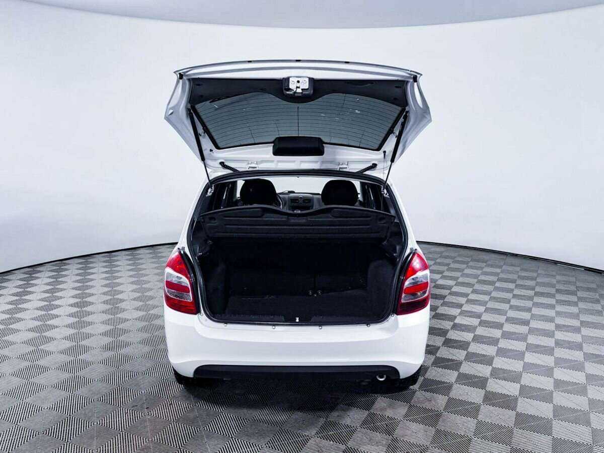 Б/У Лада (ВАЗ) Калина 2013 года. Фото: #9