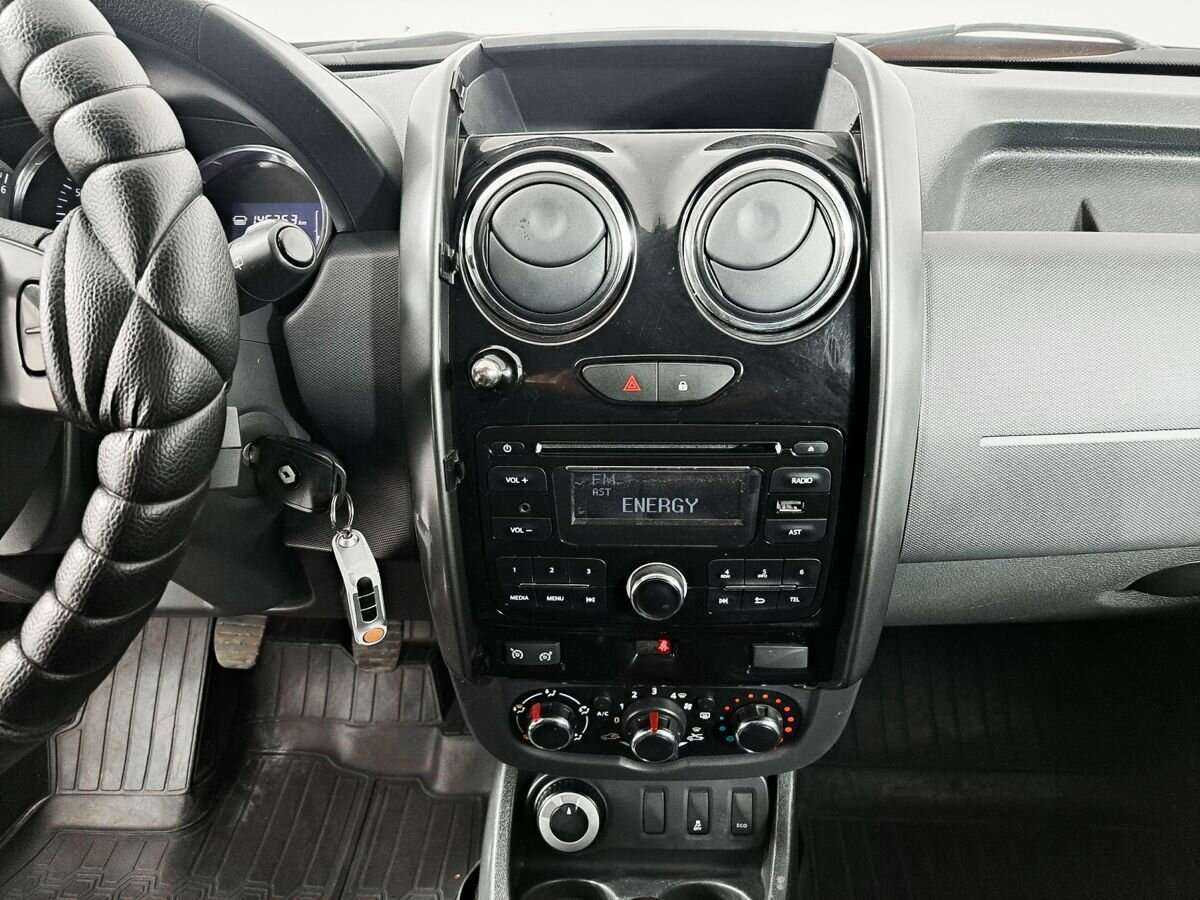 Б/У Рено Дастер 2015 года. Фото: #9