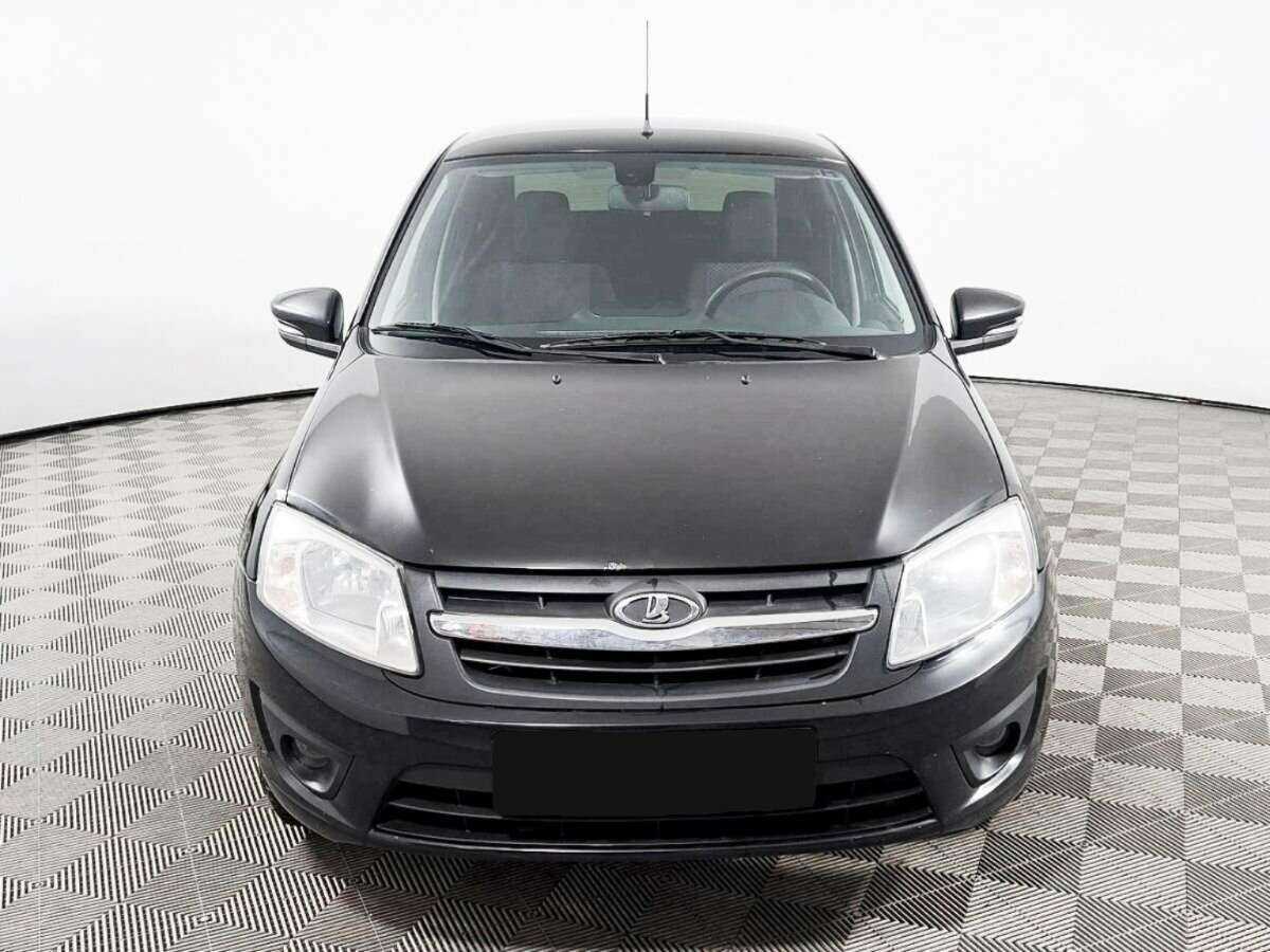 Б/У Лада (ВАЗ) Гранта 2014 года. Фото: #1