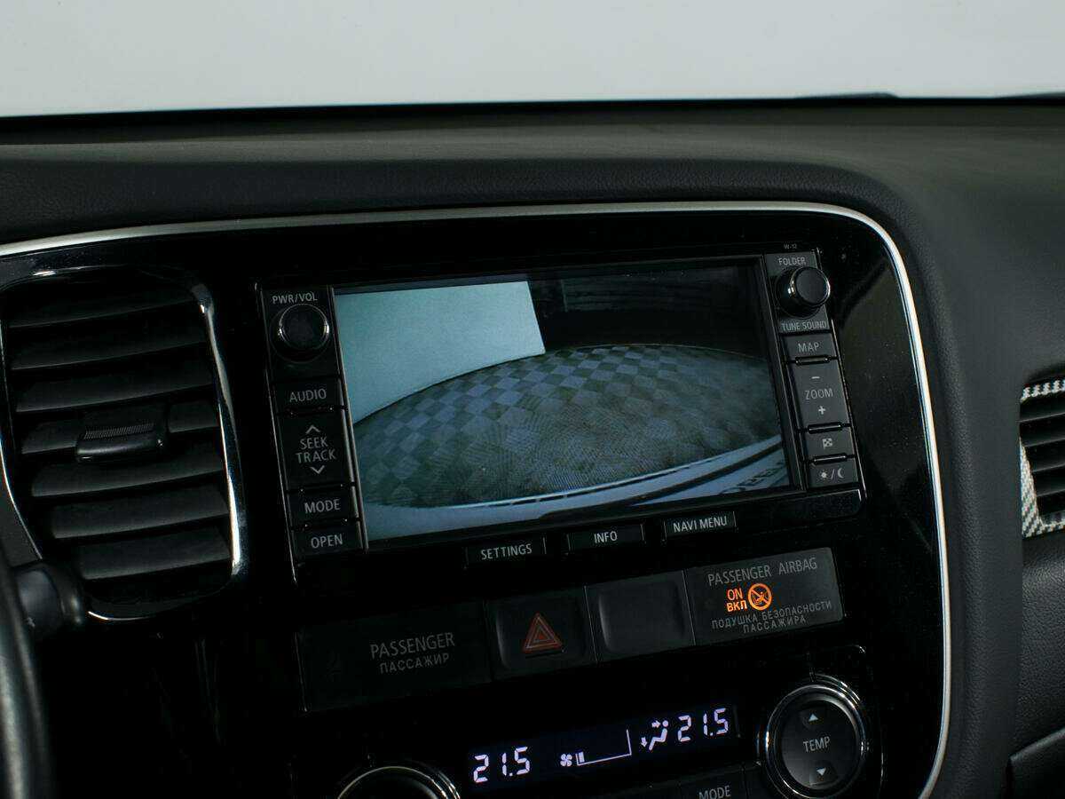 Б/У Митсубиши Оутлэндер 2013 года. Фото: #12