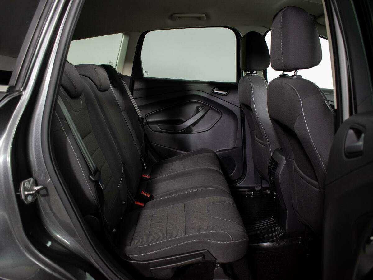 Б/У Форд Куга 2015 года. Фото: #8