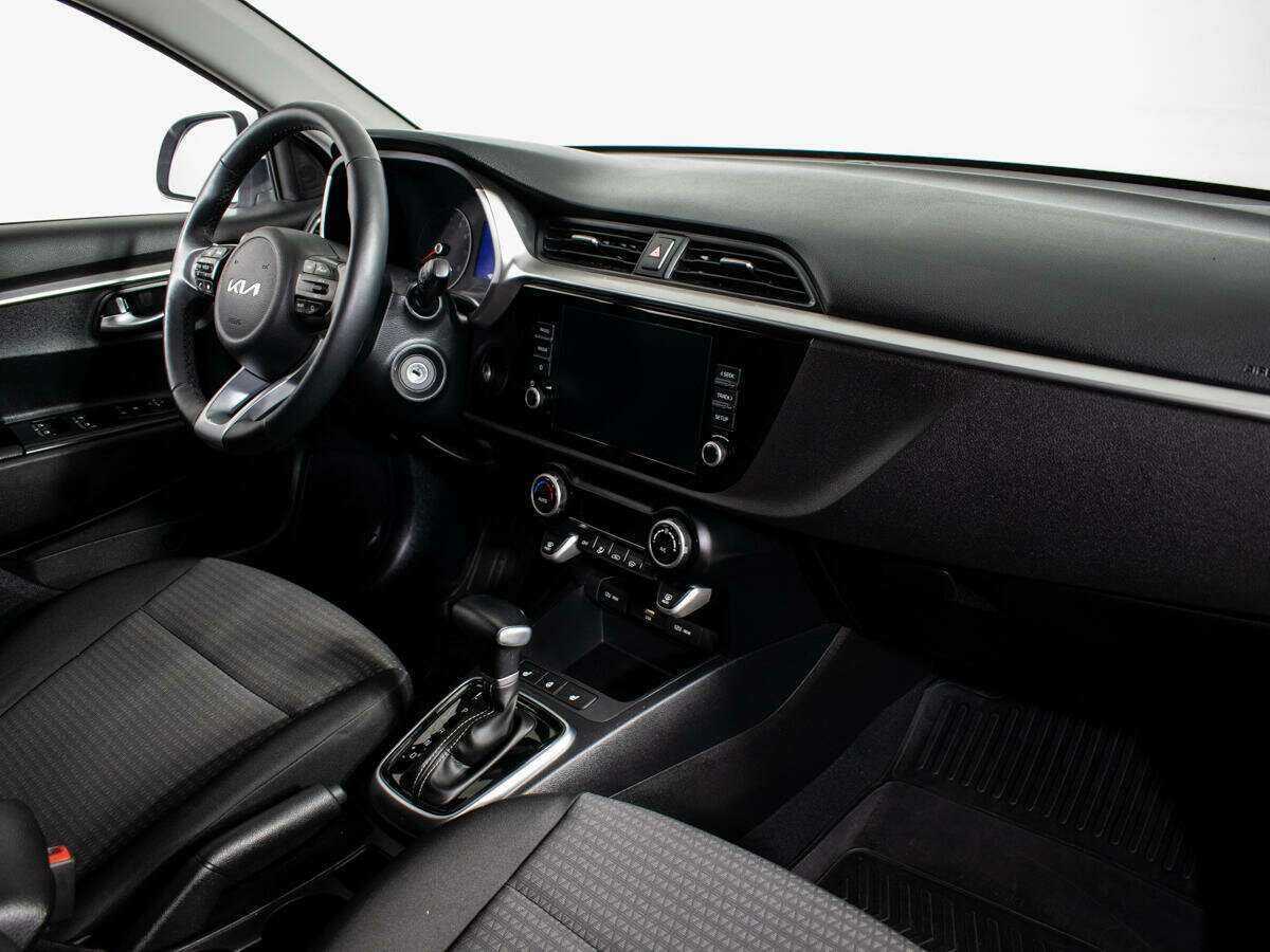 Б/У Киа Рио 2021 года. Фото: #4