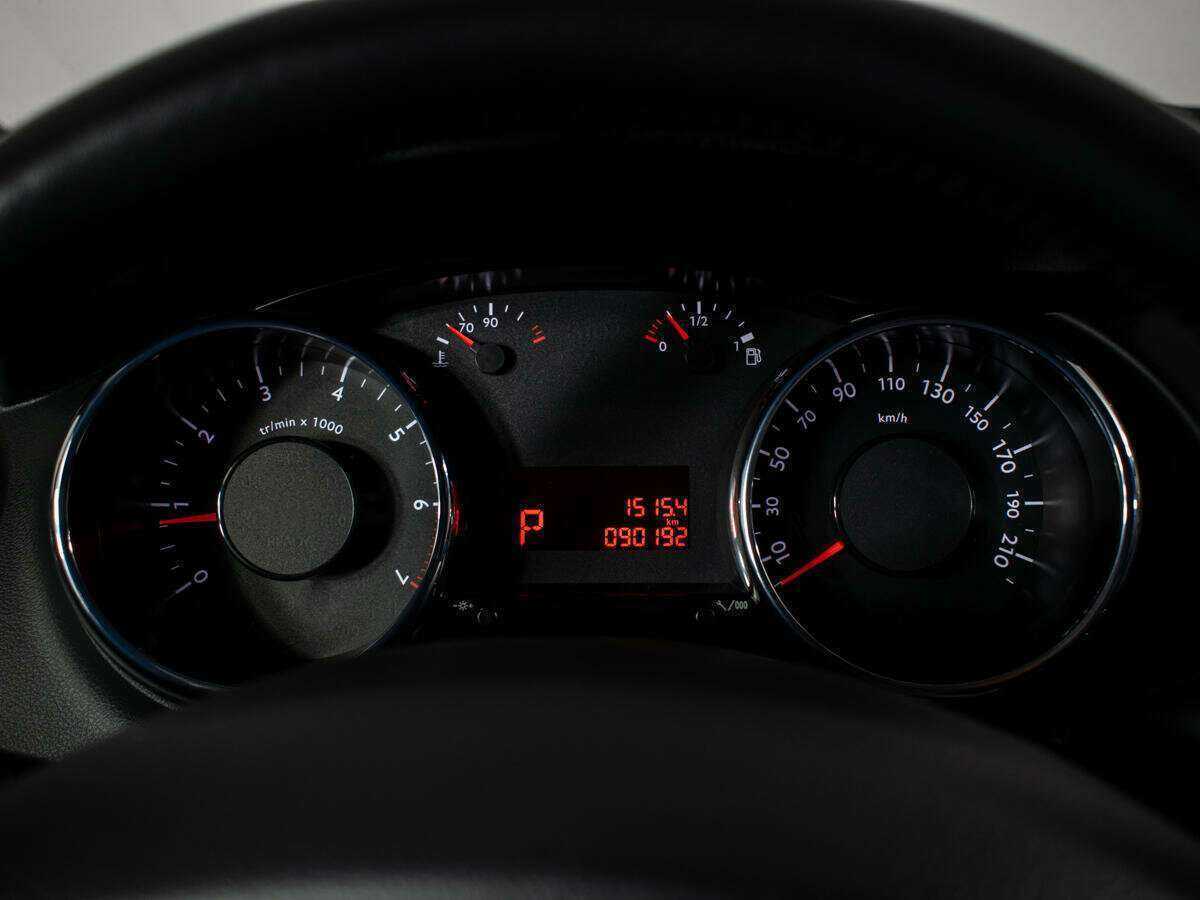 Б/У Пежо 3008 2014 года. Фото: #11