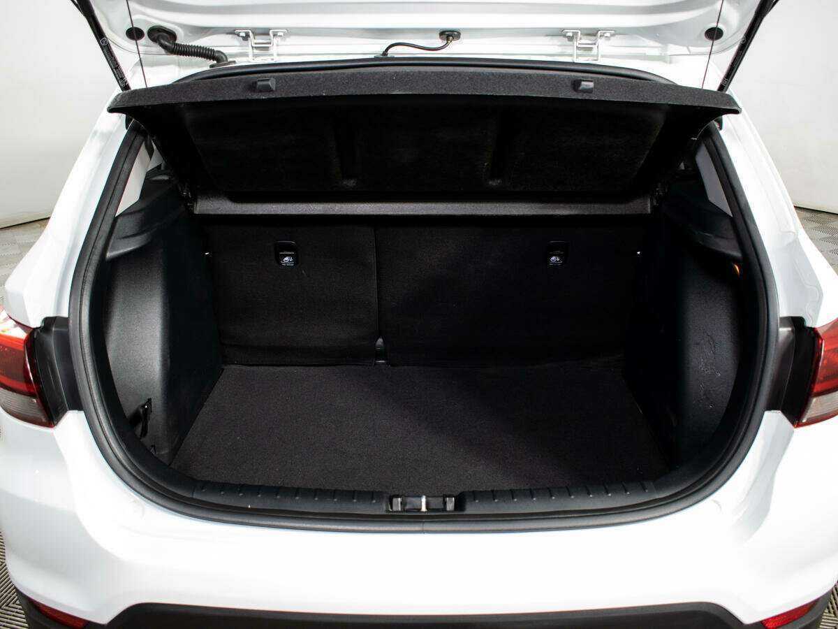 Б/У Киа Рио 2020 года. Фото: #13