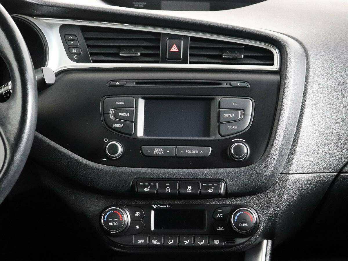 Б/У Киа Сид 2017 года. Фото: #10