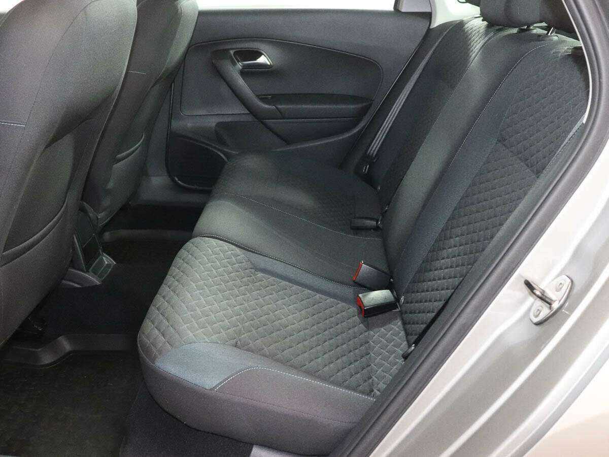 Б/У Фольксваген Поло 2019 года. Фото: #8