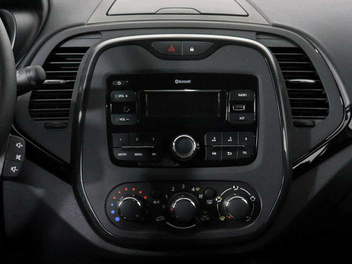 Б/У Рено Каптюр 2022 года. Фото: #10