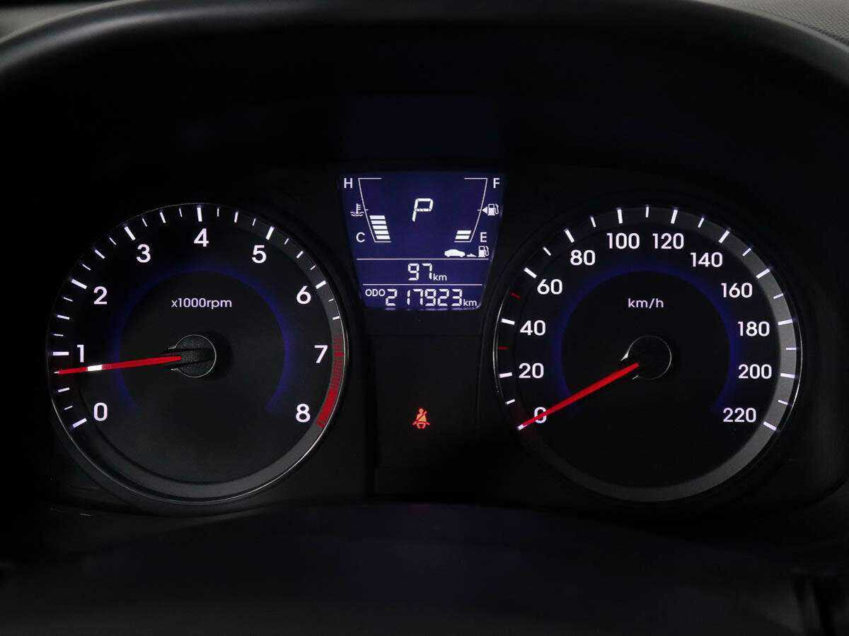 Б/У Хендай Солярис 2012 года. Фото: #8