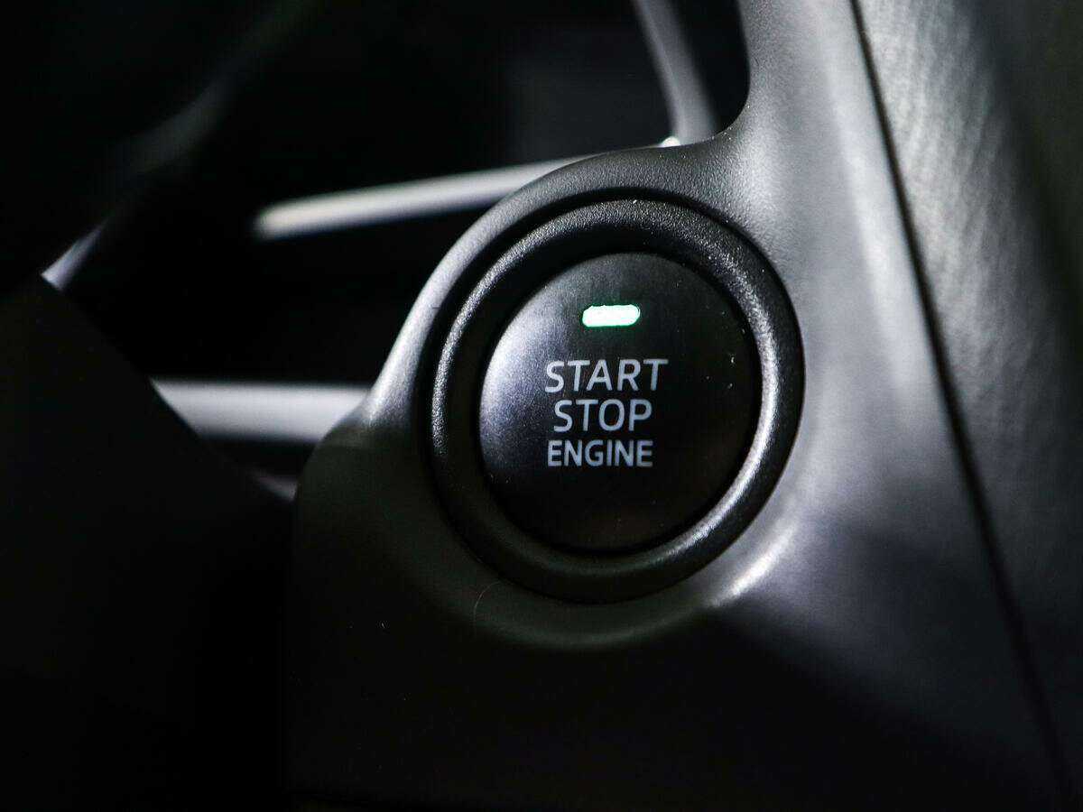 Б/У Мазда 3 2014 года. Фото: #18