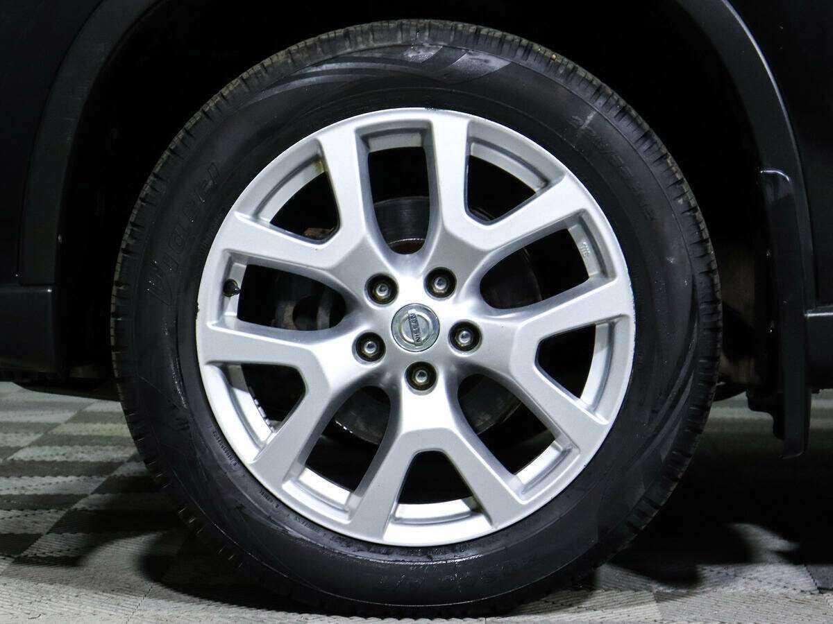 Б/У Ниссан Икс-Трейл 2013 года. Фото: #14