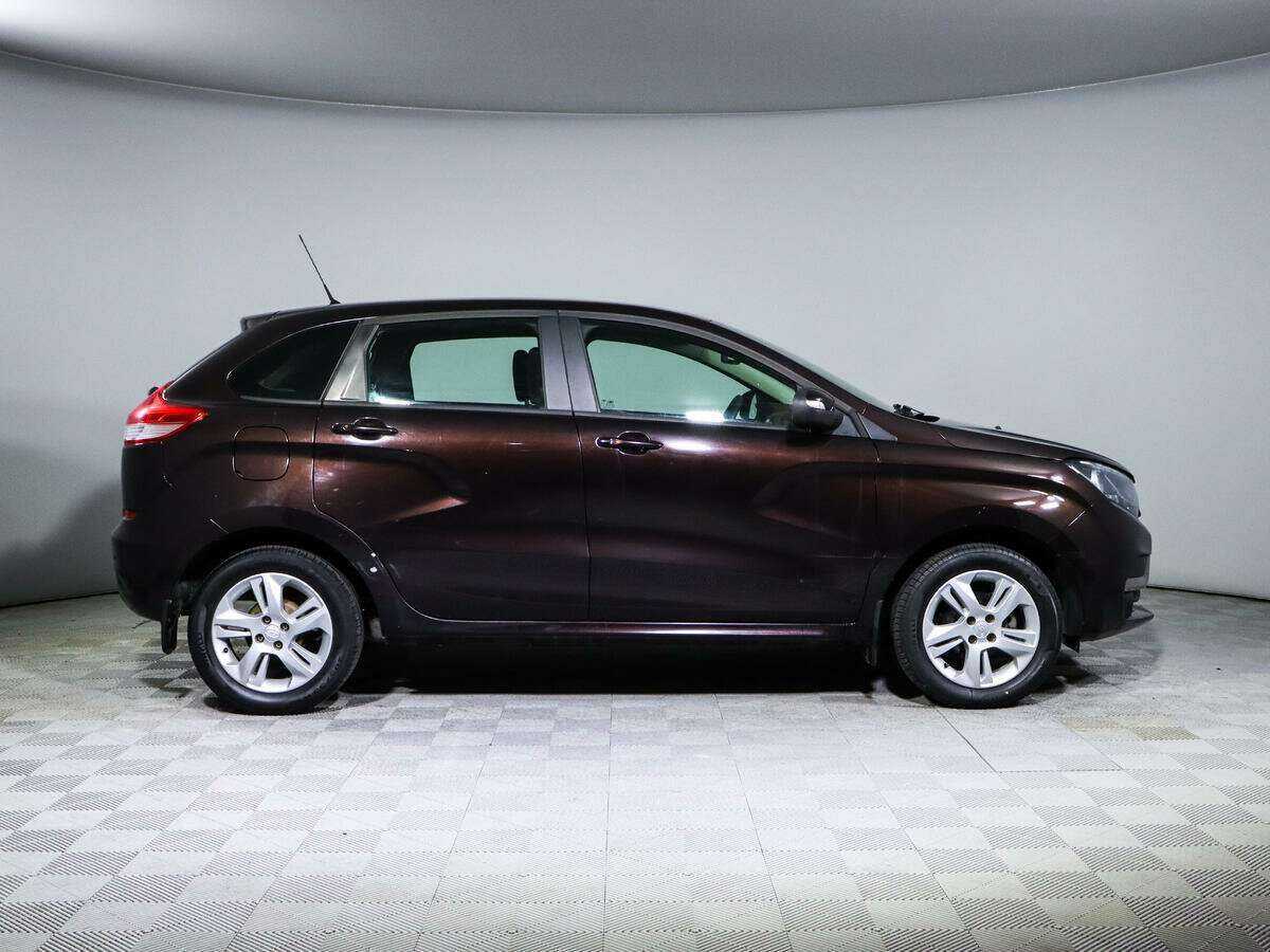 Б/У Лада (ВАЗ) ИКСРЭЙ 2017 года. Фото: #3