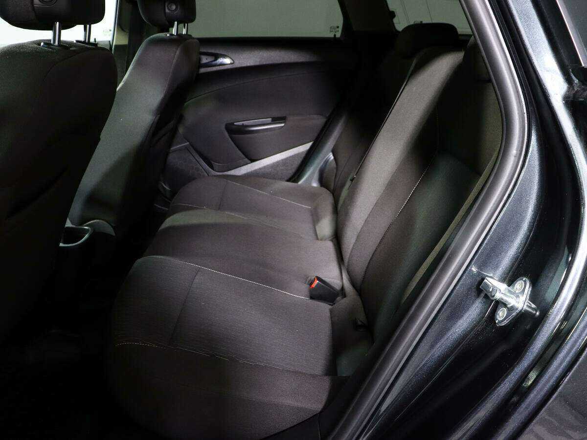 Б/У Опель Астра 2014 года. Фото: #9