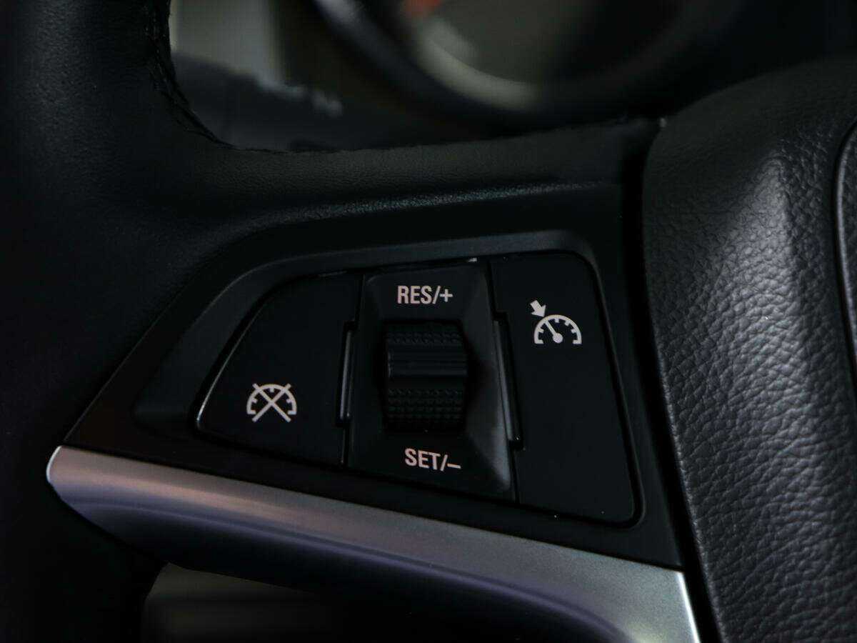 Б/У Опель Астра 2012 года. Фото: #14