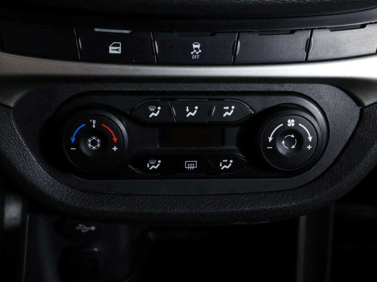 Б/У Лада (ВАЗ) Веста 2019 года. Фото: #17