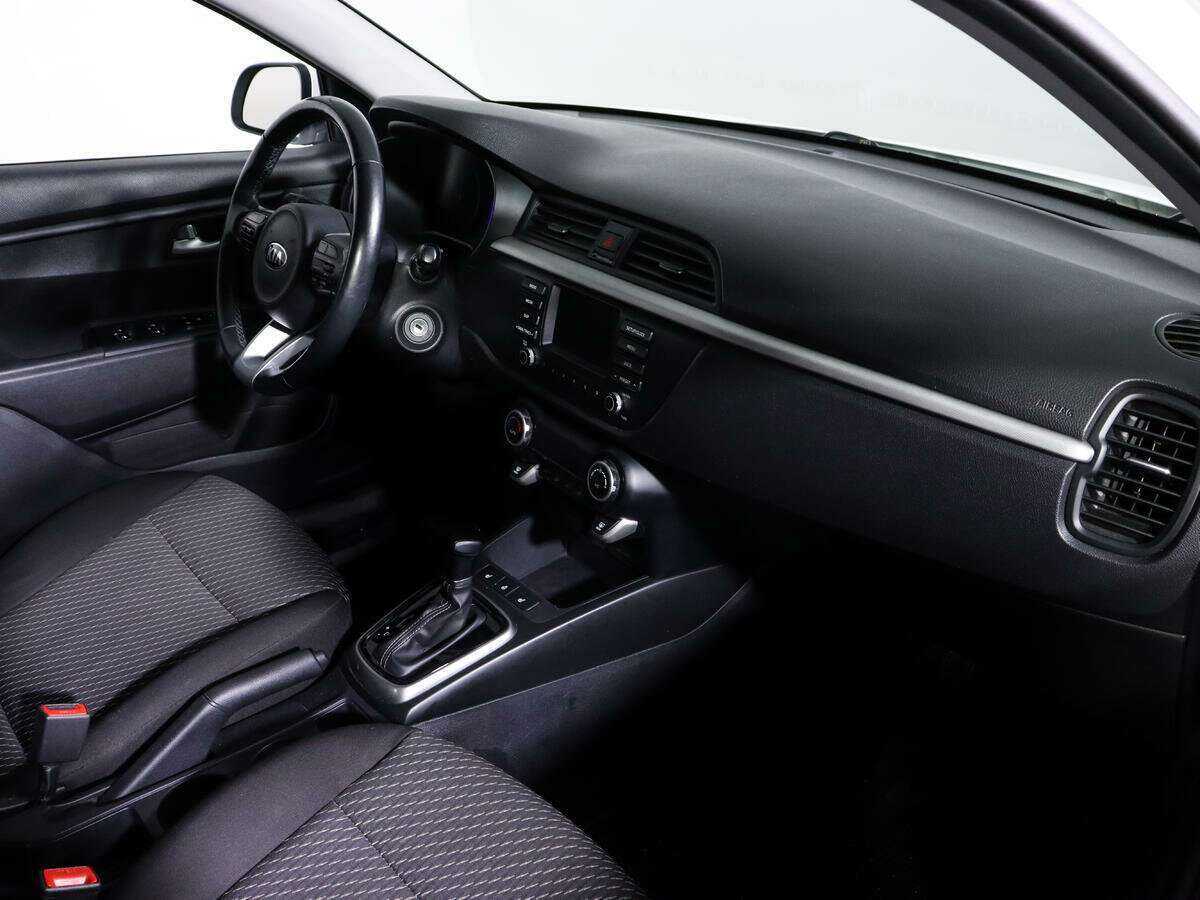 Б/У Киа Рио 2018 года. Фото: #7