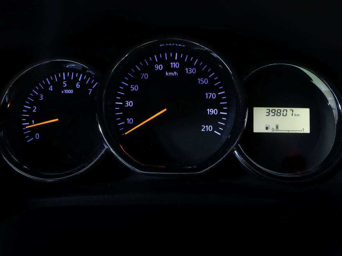 Б/У Рено Логан 2020 года. Фото: #10