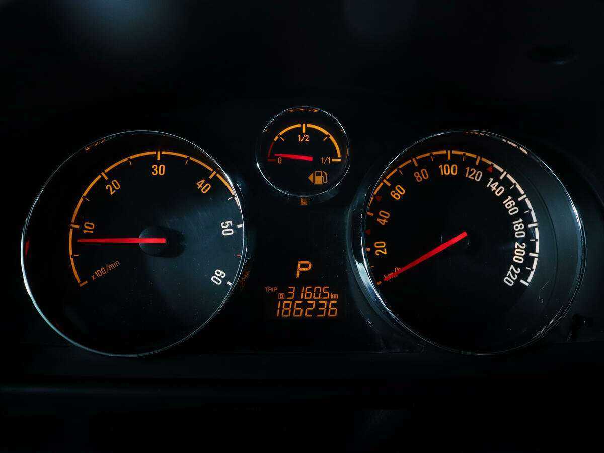 Б/У Опель Антара 2014 года. Фото: #8