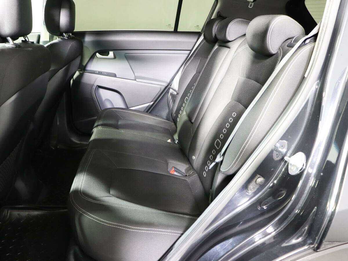 Б/У Киа Спортейдж 2015 года. Фото: #9