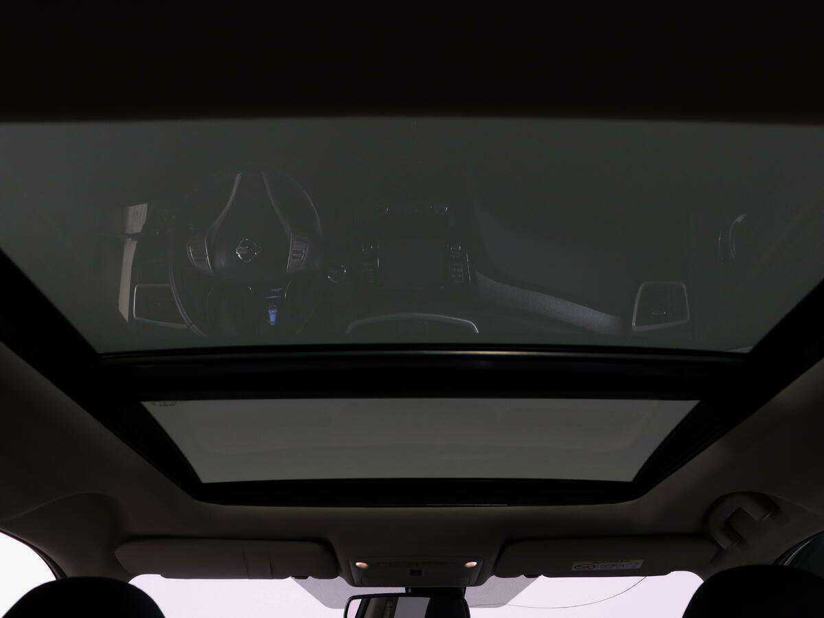 Б/У Ниссан Икс-Трейл 2015 года. Фото: #16