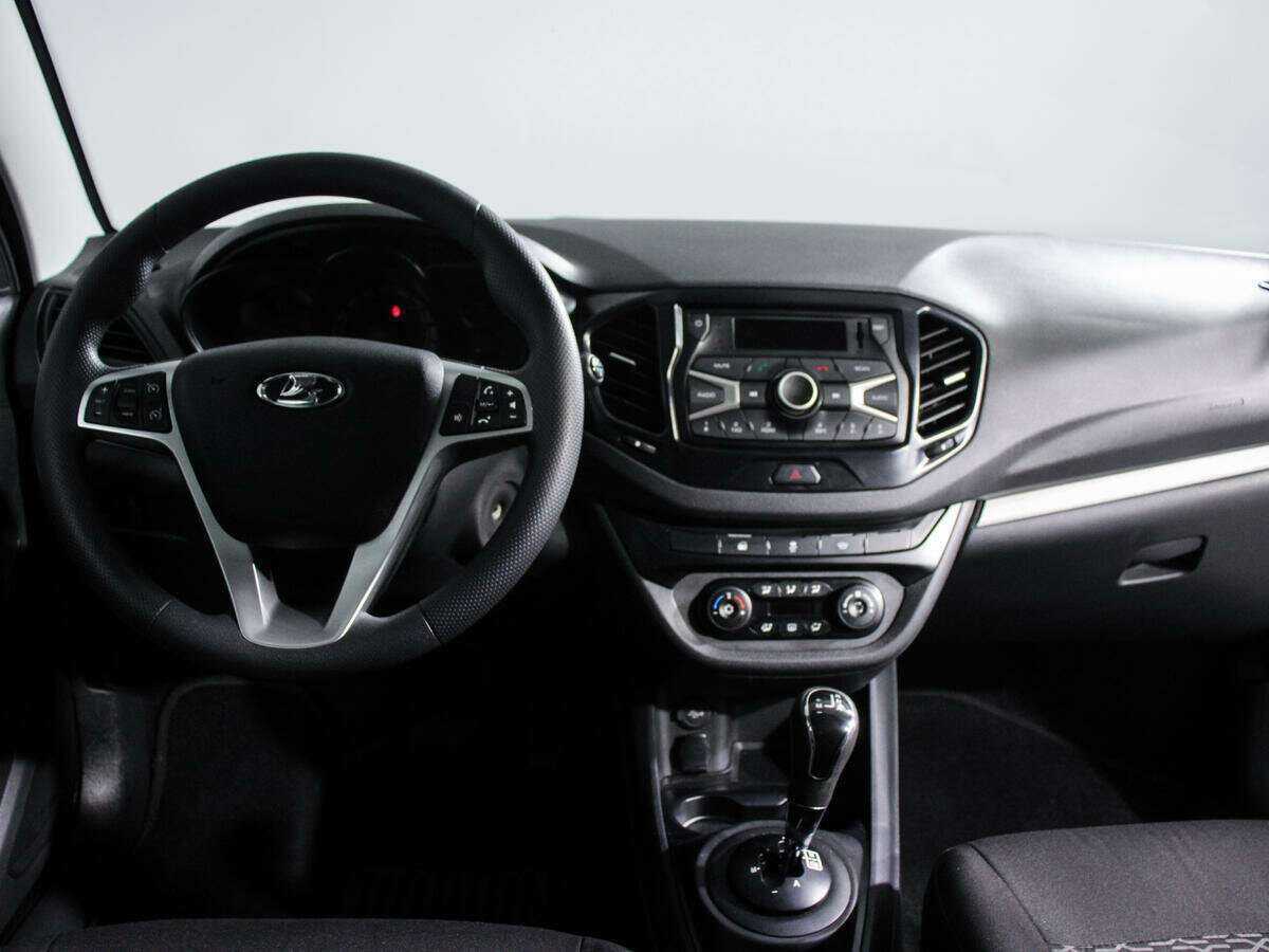 Б/У Лада (ВАЗ) Веста 2019 года. Фото: #8